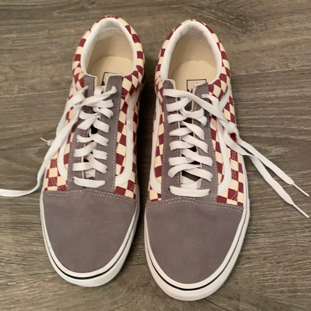 Vans Crimson and gray checked